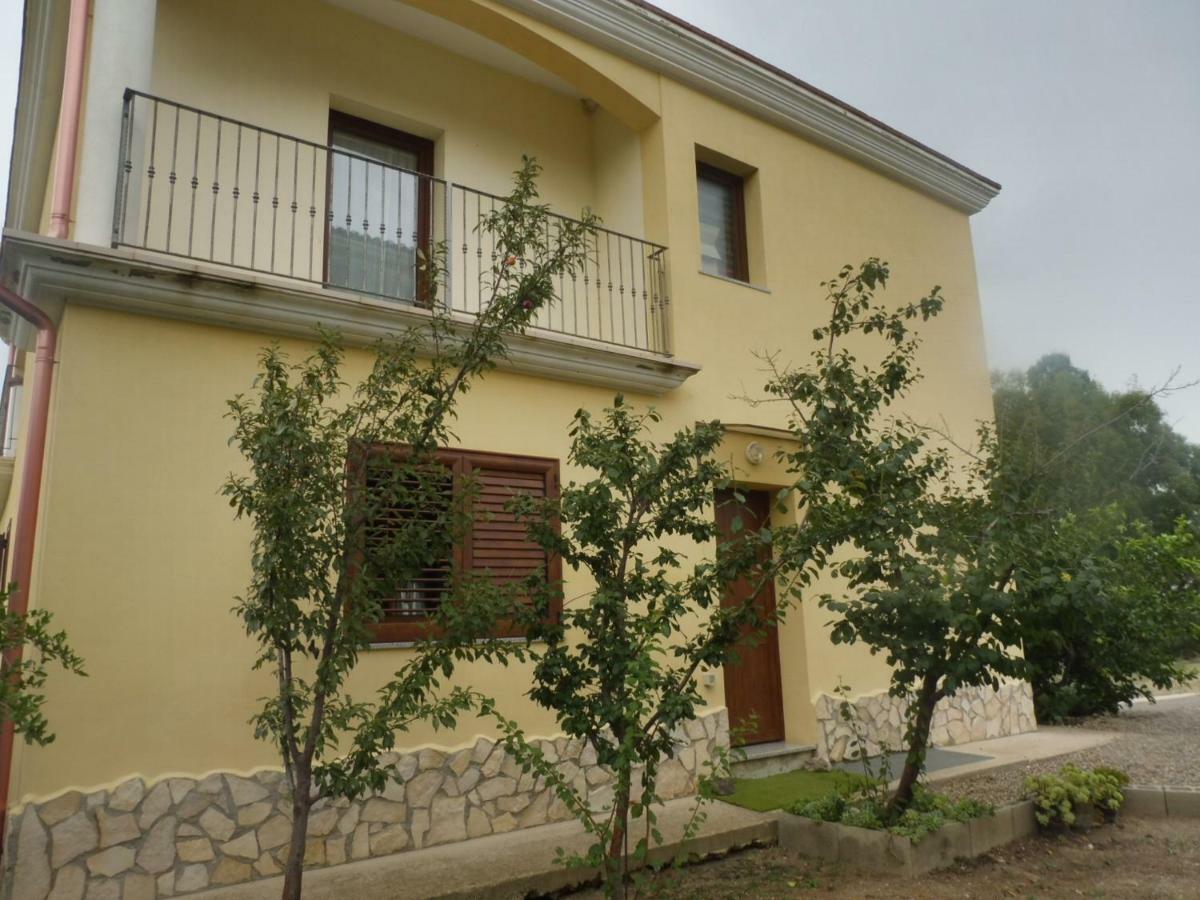 Casa Miriam - Appartamenti Vacanze Villaputzu Buitenkant foto